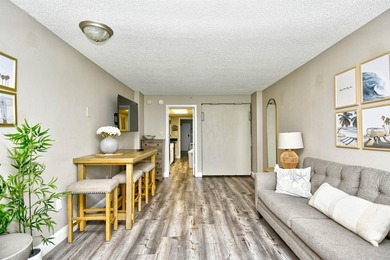 Wake up to breathtaking oceanfront views in this beautifully - photo 6