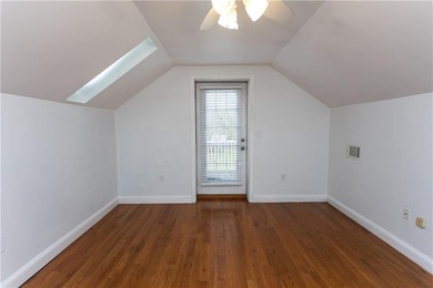 Discover the perfect blend of privacy and comfort in this - photo 26