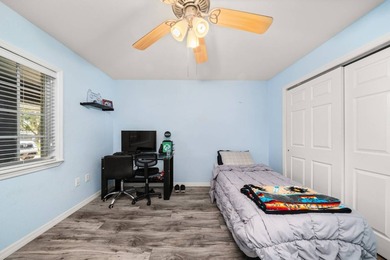 Welcome to your own slice of Florida paradise! This beautifully - photo 29