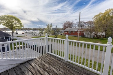 Discover the perfect blend of privacy and comfort in this - photo 29