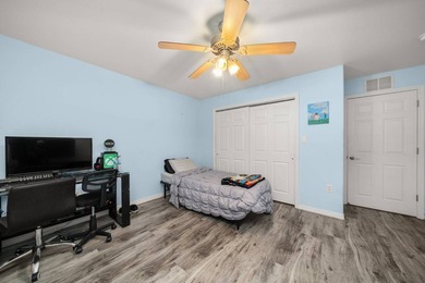 Welcome to your own slice of Florida paradise! This beautifully - photo 30