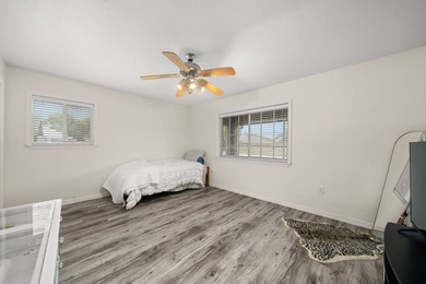 Welcome to your own slice of Florida paradise! This beautifully - photo 32