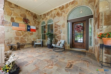 Welcome to this hidden gem in the highly sought-after Three - photo 2