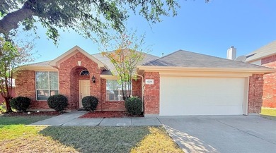 Joe Pool Lake Home For Sale in Grand Prairie Texas