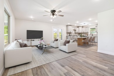 Laurel Lake Home For Sale in Keavy Kentucky