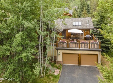 Enjoy an easy, carefree life in this magnificent creekside home - photo 2