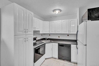 Wide-Line High Ranch featuring 4-5 bedrooms, 2 Full Baths, a Den - photo 14