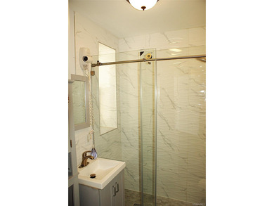 Property is located in an expanding residential /commercial - photo 14