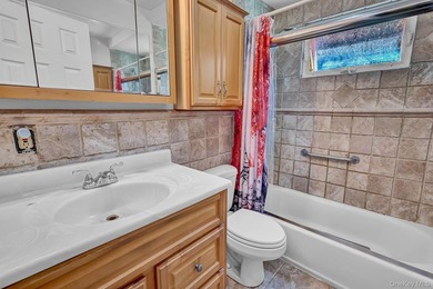 Wide-Line High Ranch featuring 4-5 bedrooms, 2 Full Baths, a Den - photo 19