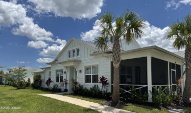 Lake Townhome/Townhouse For Sale in Daytona Beach, Florida