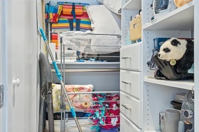 SELLER FINANCING AVAILABLE, DEEDED BEACH ACCESS, COMMUNITY BOAT