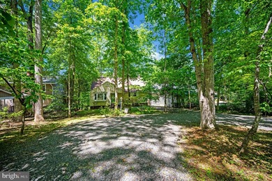 Welcome home to 139 Larkspur Lane, a waterfront retreat on - photo 4