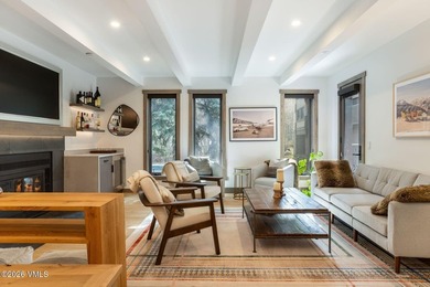 Alpine elegance meets ski-in/ski-out convenience in this - photo 9