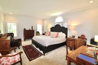 Beautifully maintained patio home located in the gated golf - photo 12