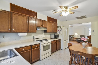 Welcome home to effortless one-level living in Holiday City - photo 9