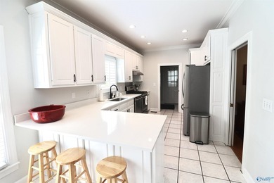 Beautifully maintained patio home located in the gated golf - photo 19