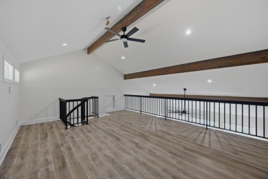 Smith Lake (Rock Creek) A fully renovated lake cottage on a nice - photo 26