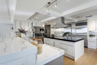 Spectacular and rarely found direct oceanfront villa with - photo 28