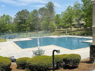 Beautifully maintained patio home located in the gated golf - photo 37