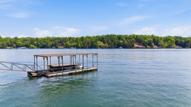 Smith Lake (Rock Creek) A fully renovated lake cottage on a nice - photo 40