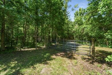 (private lake, pond, creek) Acreage For Sale in Round O South Carolina