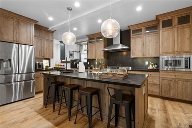 Big Reduction! Don't miss this stunning home built to entertain - photo 12