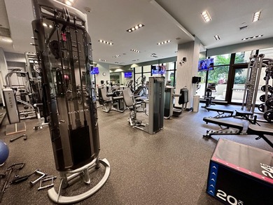 Luxury begins with location. Personalization begins here - photo 23