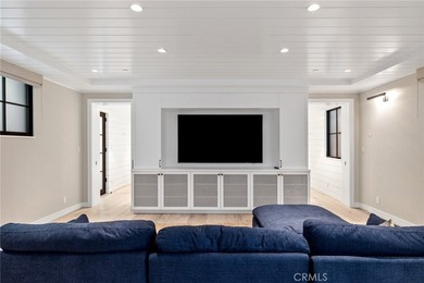 This fully furnished rental is available for the months of - photo 31