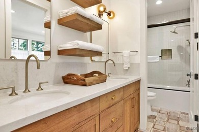 Big Reduction! Don't miss this stunning home built to entertain - photo 32