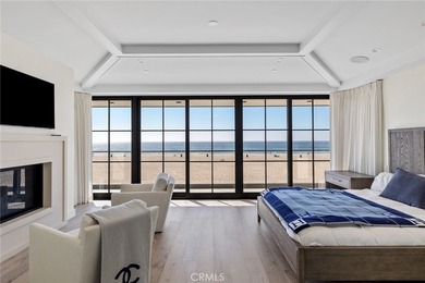 This fully furnished rental is available for the months of - photo 37