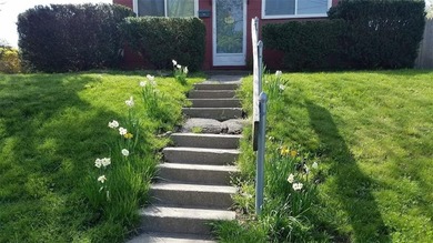 This side-by-side duplex, situated on a desirable corner lot in - photo 5