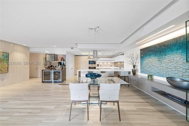 A refined residence at Marina Palms Reserve. Located on the 21st - photo 7