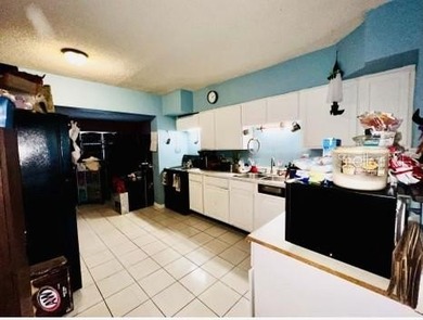 Great location non flood zone , 3 bedroom 1 and 1/2 bath block - photo 5