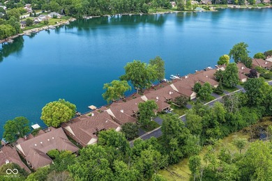 Lake front living in a low maintenance condo, that comes with - photo 2
