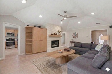 Rare opportunity to own approximately 1 acre in the heart of - photo 3