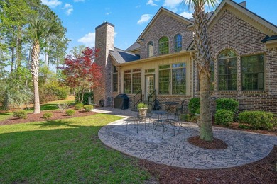 This exquisite, move-in-ready estate is perfectly situated on a - photo 6