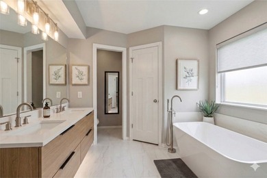 Rare opportunity to own approximately 1 acre in the heart of - photo 7