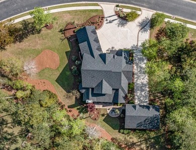 This exquisite, move-in-ready estate is perfectly situated on a - photo 8