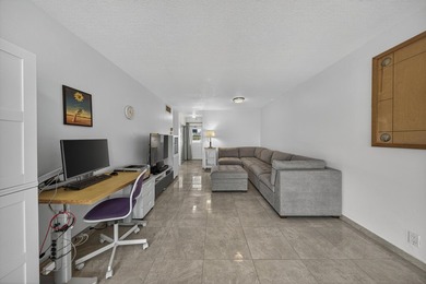 Beautiful views in Pompano Beach Private Golf Community Condo 1 - photo 17