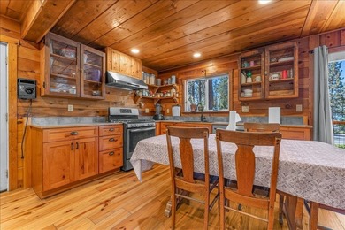 Discover classic Tahoe charm at this inviting 2-bedroom, 2 - photo 20