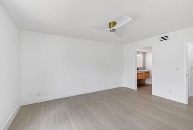Fully Remodeled & Move-In Ready! This stunning, fully renovated - photo 24