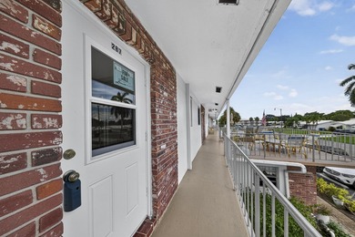 Beautiful views in Pompano Beach Private Golf Community Condo 1 - photo 28