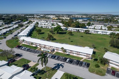 Beautiful views in Pompano Beach Private Golf Community Condo 1 - photo 35