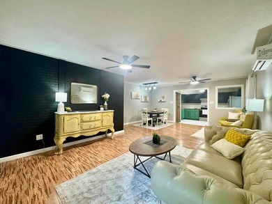 Welcome to this beautifully remodeled 2-bedroom, 1-bath home - photo 10