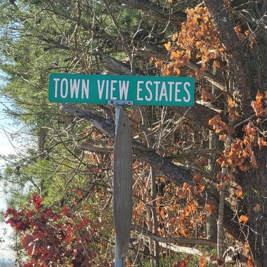 Lake Cumberland Lot For Sale in Jamestown Kentucky