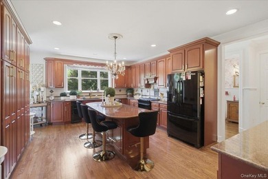 Welcome to 2 Mercedes Court, a beautifully maintained Colonial - photo 12