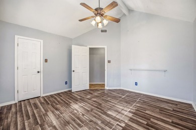 BACK ON THE MARKET DUE TO BUYER'S FINANCING: Enjoy golf course - photo 18