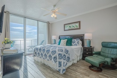 Here is your opportunity to experience Gulf-Front Luxury Living - photo 20