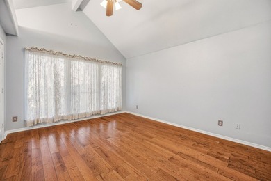 BACK ON THE MARKET DUE TO BUYER'S FINANCING: Enjoy golf course - photo 20