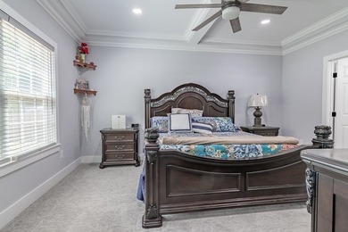 Beautiful newer home with an open floor plan featuring 4 - photo 21